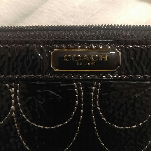 Coach Wristlet black 7 1/2" x 5" - Picture 3 of 3